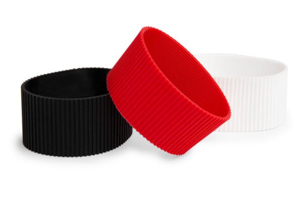 Gobelets en porcelaine avec bande en silicone