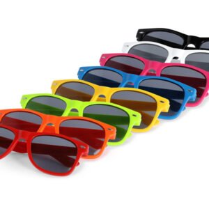 Lunettes de soleil en matériaux recyclés