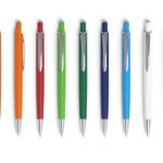 Échantillon de stylo à bille en métal avec Soft Touch, bouton-poussoir et agrafe chromée