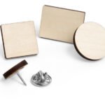 Échantillon de pin’s en bois