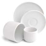Échantillon de tasse sans anse avec soucoupe