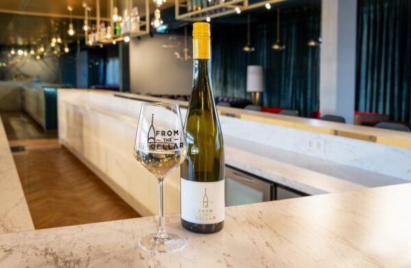 Verres à vin blanc modernes