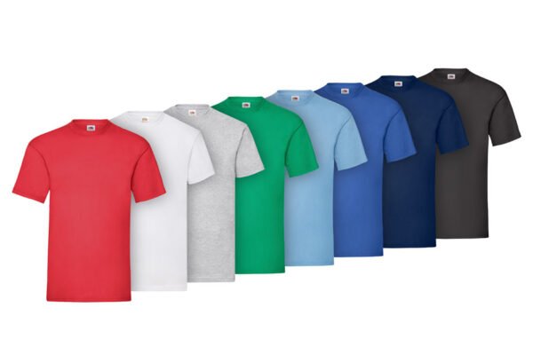 Échantillon de t-shirt basique homme