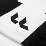 Écharpes de supporter brodée