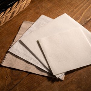 Serviettes cocktail, pliage 1/4