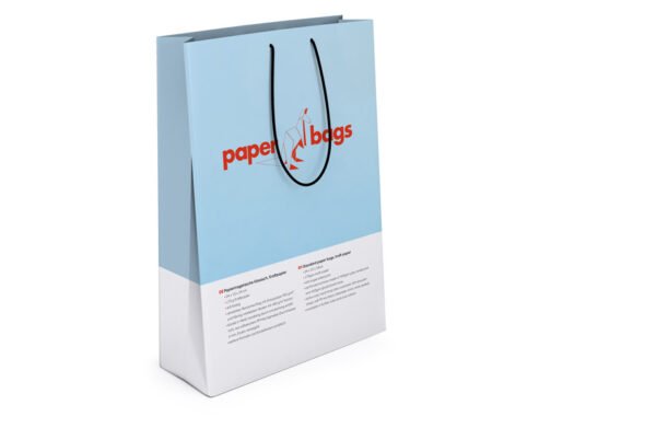 Échantillon de sac en papier couché avec cordon en PP, entièrement imprimable