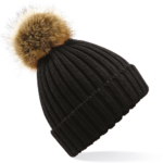 Bonnet epais avec pompon en fausse fourrure